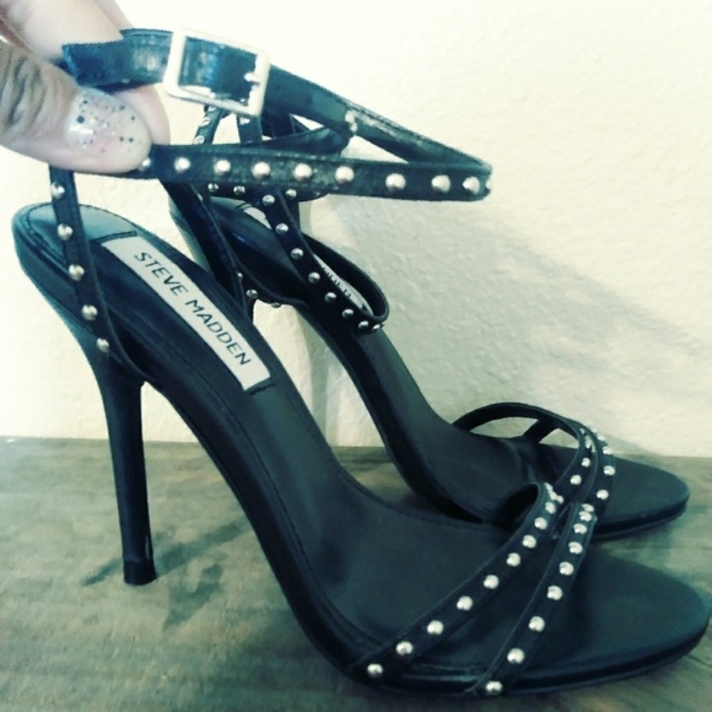 STEVE MADDEN HEELS, SZ 6